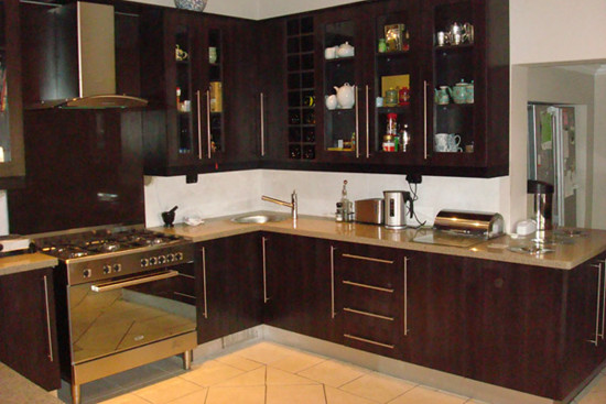 practical-kitchen-cupboard-provide-storage-space-and-order-kitchen